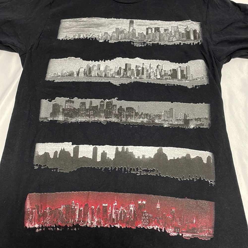 Bowery Supply Company Landscape Buildings Skyline Shirt Size Medium